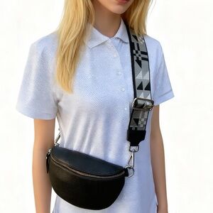 Made in Italy Black Pebbled Leather Fanny Pack Stylish  Bag with 2 straps